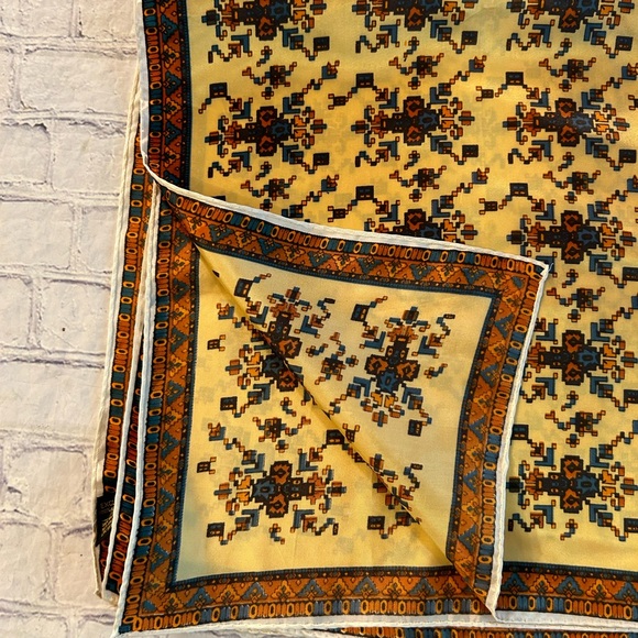 VINTAGE EXCLUSIVE DESIGN 100% ACETATE ROLLED JAPAN MADE ABSTRACT SCARF - Picture 6 of 9